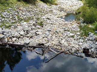 photo of poor stream restoration project